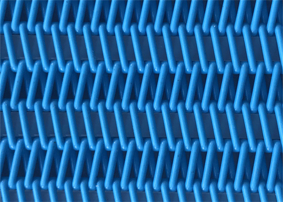 ISO9001 Plain Weaving Polyester Spiral Mesh Belt Easy To Clean Fruit Can Be Pressed