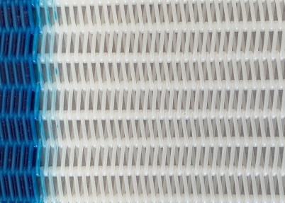 1000g-2350g/M2 خشک کن پلی استری صفحه نمایش نفوذ هوا 15000-22000l/M2/H برای صنعت
